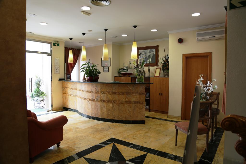 Hotel Tio Felipe 카로보네라스 외부 사진